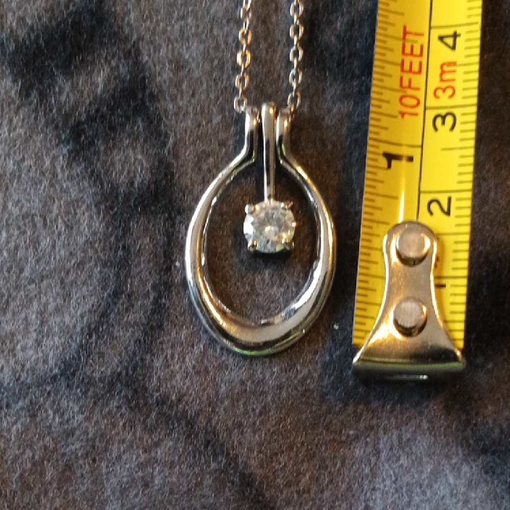 Silver Color Pendant Necklace with Clear Gemstone